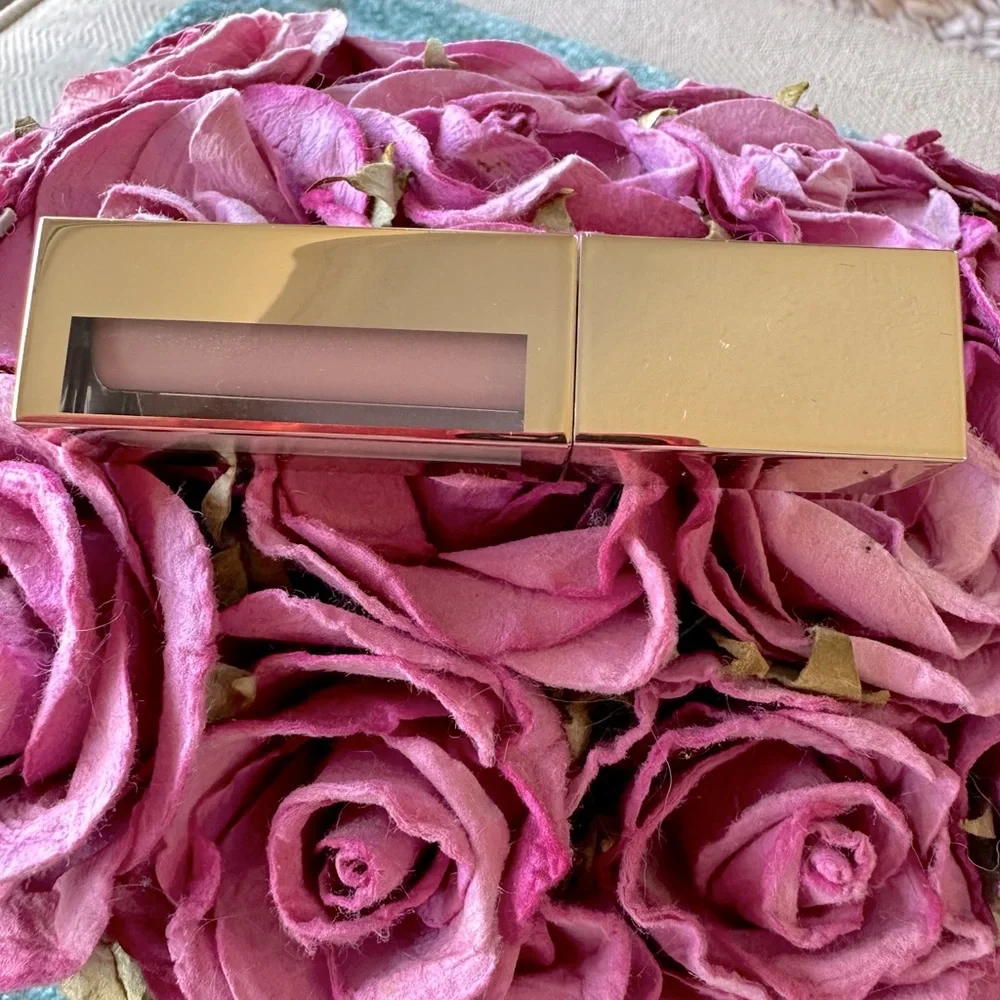 SCOTT BARNES LIP GLOSS